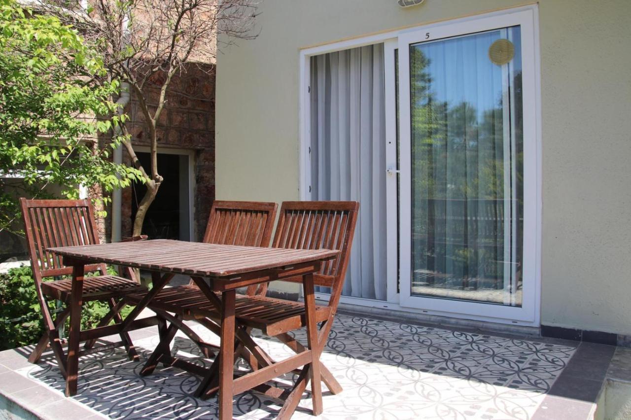 אדאלר Bueyuekada Apart Hotel - Karadag Apart מראה חיצוני תמונה