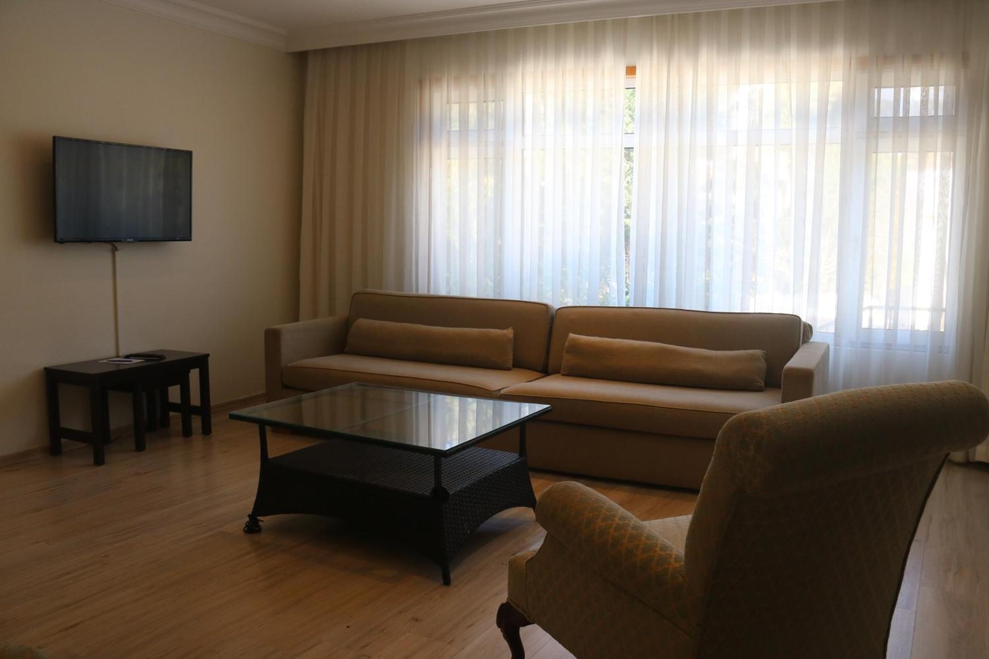 אדאלר Bueyuekada Apart Hotel - Karadag Apart מראה חיצוני תמונה